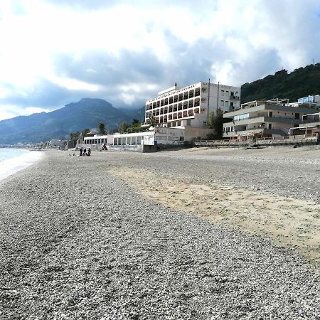Oltremare Taormina Letojanni Daire Dış mekan fotoğraf